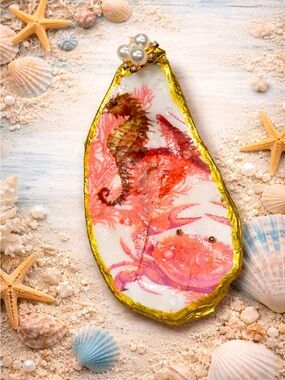 Seahorse & Coral Shell Ring Holder with Gold Edge